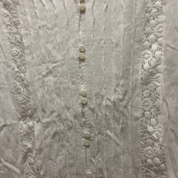 American Eagle White Blouse Size M - Picture 2 of 4